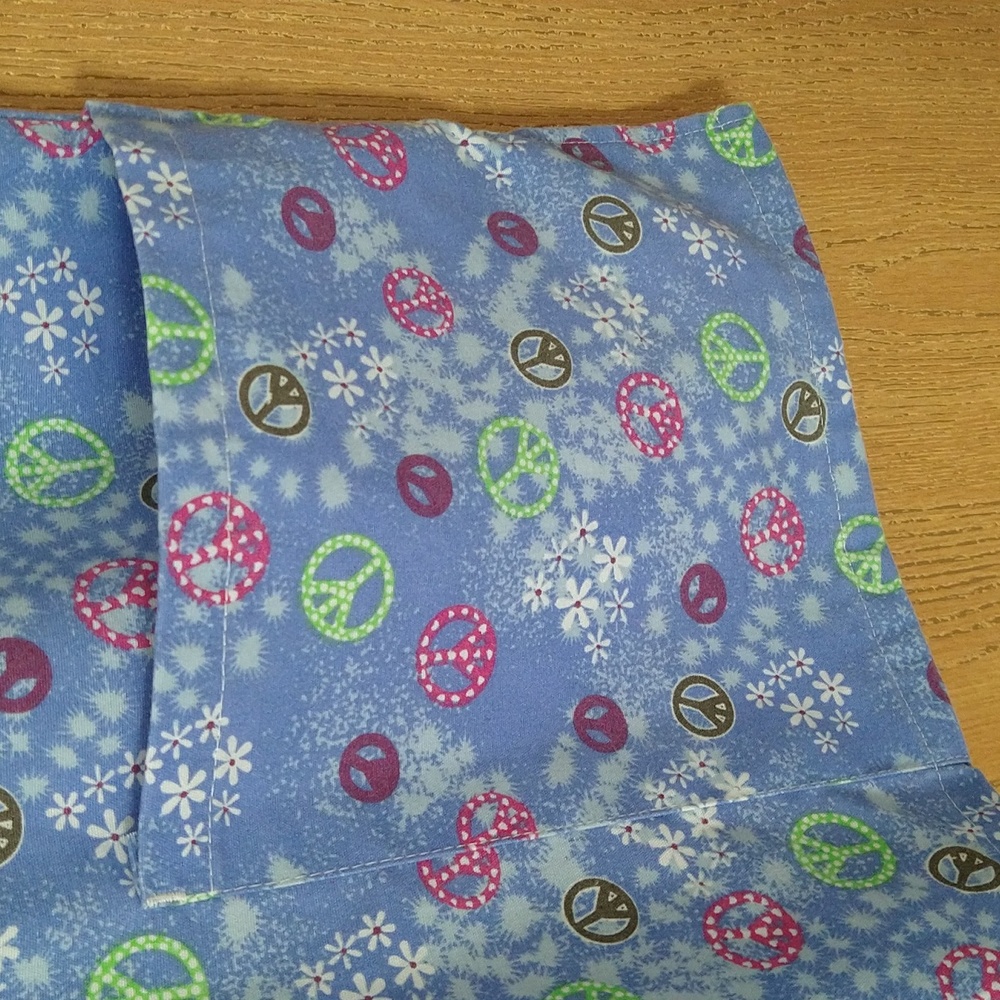 Absolute Scrub Top - Picture 3 of 9